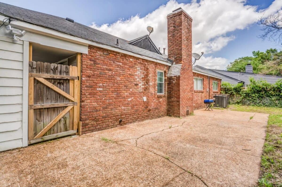 Fenced Yard Centrally Located-Parkway Village Pad Memphis Buitenkant foto