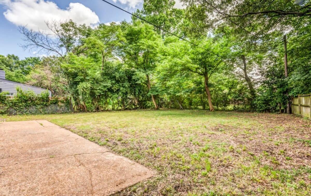 Fenced Yard Centrally Located-Parkway Village Pad Memphis Buitenkant foto