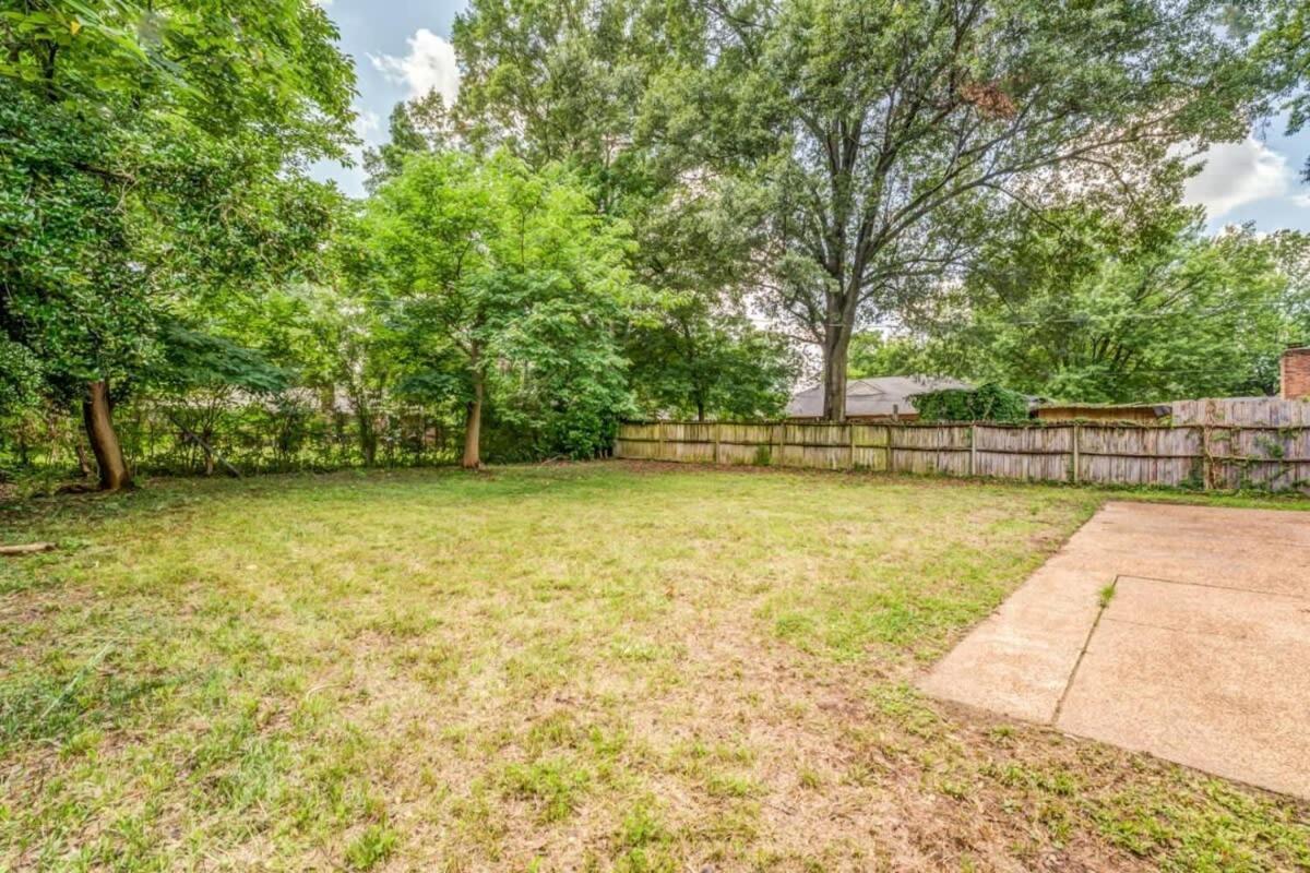 Fenced Yard Centrally Located-Parkway Village Pad Memphis Buitenkant foto